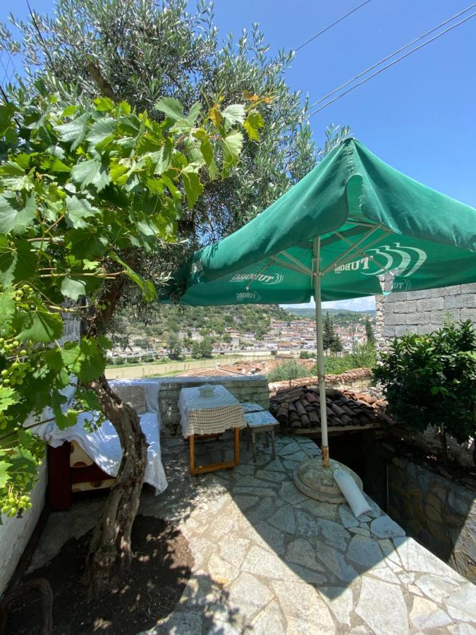 Teo'S Guest House Berat Kültér fotó